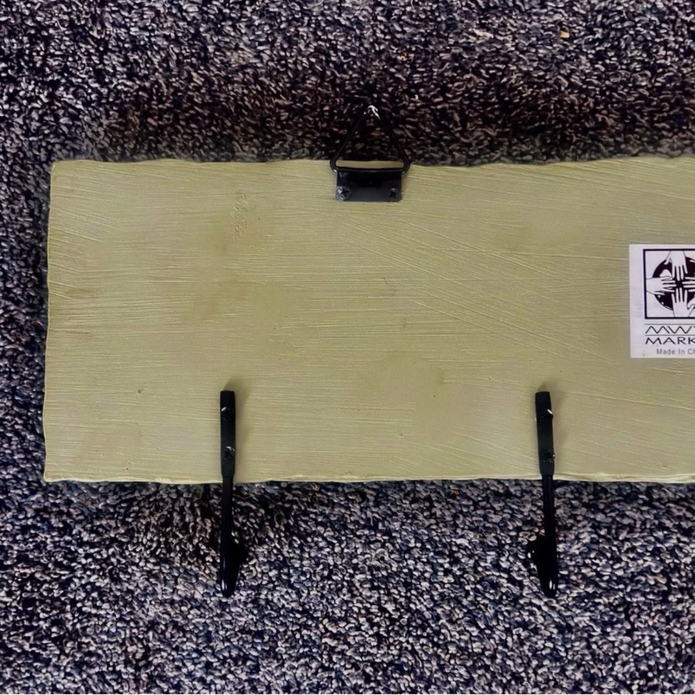 Wildlife-Themed Coat/Hat Rack. By J. Wiens, Vtg MWW Market. 20x5x1. 4 Hook